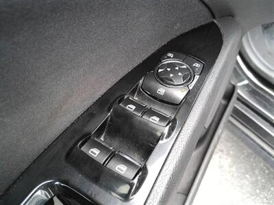 2013 Ford Fusion SE   - Photo 16 - Greensburg, IN 47240-9353