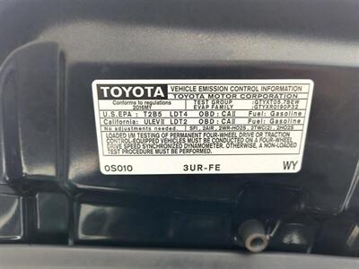 2016 Toyota Tundra SR5  4x4 - Photo 27 - Greensburg, IN 47240-9353