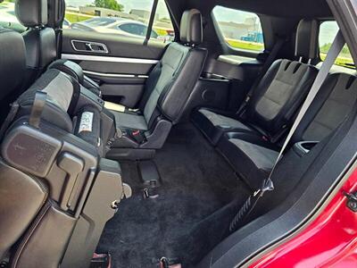 2017 Ford Explorer XLT   - Photo 21 - Greensburg, IN 47240-9353