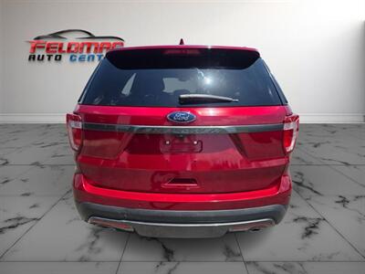 2017 Ford Explorer XLT   - Photo 11 - Greensburg, IN 47240-9353