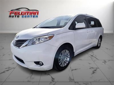 2013 Toyota Sienna XLE 7-Passenger  