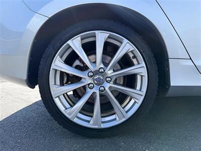 2016 Volvo S60 T5 Drive-E Inscription Pl   - Photo 35 - Greensburg, IN 47240-9353