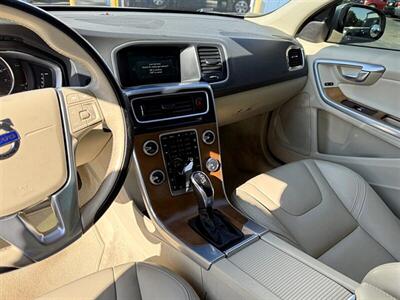 2016 Volvo S60 T5 Drive-E Inscription Pl   - Photo 15 - Greensburg, IN 47240-9353