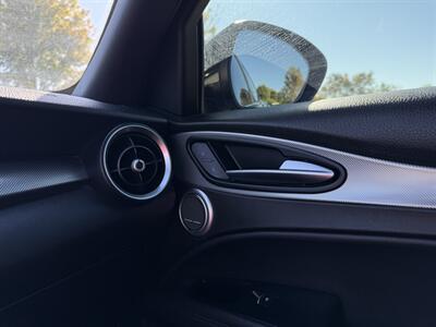 2018 Alfa Romeo Stelvio Ti Sport  Q4 - Photo 22 - Greensburg, IN 47240-9353