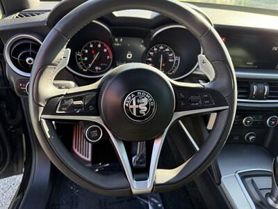 2018 Alfa Romeo Stelvio Ti Sport  Q4 - Photo 14 - Greensburg, IN 47240-9353