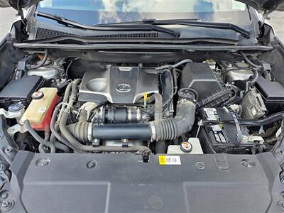 2017 Lexus NX 200t   - Photo 29 - Greensburg, IN 47240-9353