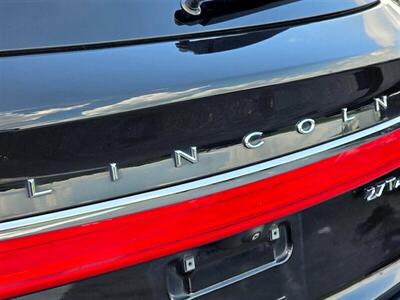 2017 Lincoln MKX Reserve   - Photo 52 - Greensburg, IN 47240-9353