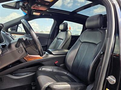 2017 Lincoln MKX Reserve   - Photo 6 - Greensburg, IN 47240-9353