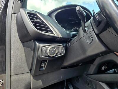 2017 Lincoln MKX Reserve   - Photo 22 - Greensburg, IN 47240-9353