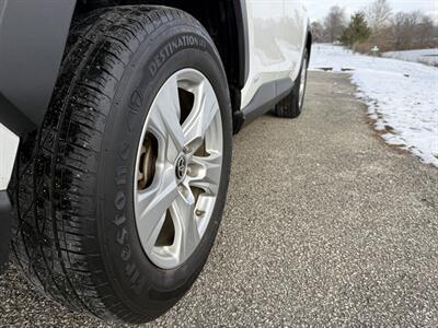 2021 Toyota RAV4 Hybrid LE - Photo 17 - Greensburg, IN 47240-9353