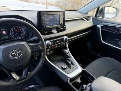 2021 Toyota RAV4 Hybrid LE - Photo 11 - Greensburg, IN 47240-9353