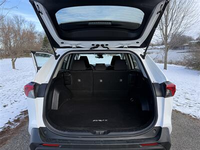 2021 Toyota RAV4 Hybrid LE - Photo 16 - Greensburg, IN 47240-9353