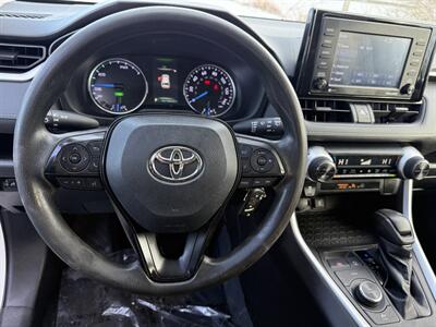 2021 Toyota RAV4 Hybrid LE - Photo 10 - Greensburg, IN 47240-9353
