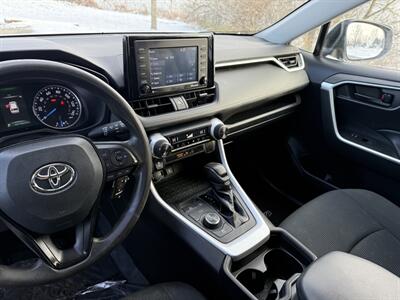 2021 Toyota RAV4 Hybrid LE - Photo 12 - Greensburg, IN 47240-9353