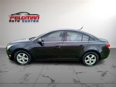 2014 Chevrolet Cruze LT   - Photo 2 - Greensburg, IN 47240-9353