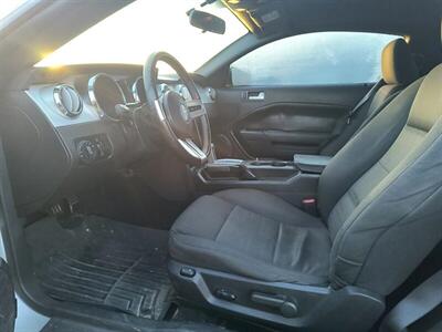 2009 Ford Mustang V6 Deluxe   - Photo 5 - Greensburg, IN 47240-9353