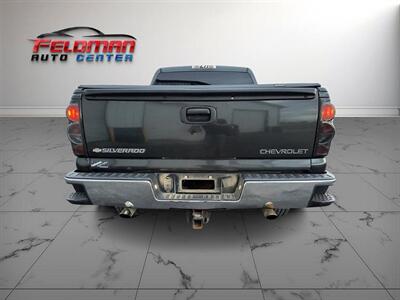 2005 Chevrolet Silverado 1500 LS  Z-71 - Photo 4 - Greensburg, IN 47240-9353