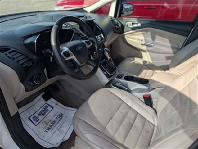 2016 Ford C-MAX Hybrid SEL - Photo 6 - Greensburg, IN 47240-9353