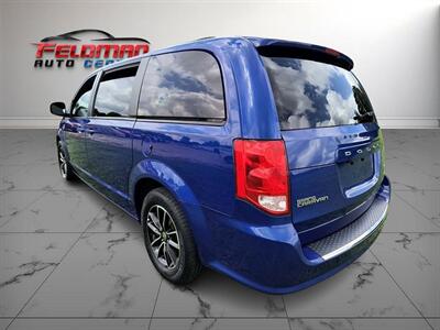 2019 Dodge Grand Caravan GT   - Photo 3 - Greensburg, IN 47240-9353