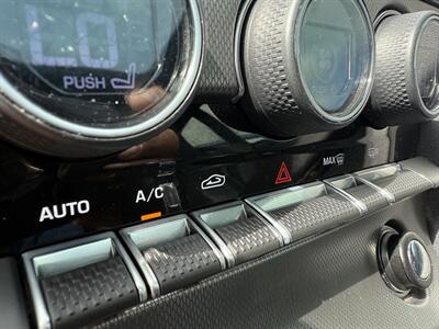 2016 Jaguar F-TYPE S   - Photo 31 - Greensburg, IN 47240-9353