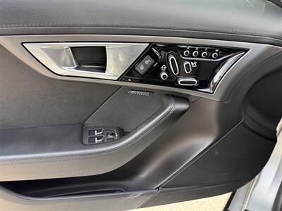 2016 Jaguar F-TYPE S   - Photo 8 - Greensburg, IN 47240-9353