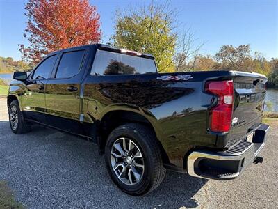 2022 Chevrolet Silverado 1500 Limited LT - Photo 3 - Greensburg, IN 47240-9353