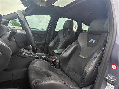 2017 Ford Focus RS   - Photo 13 - Greensburg, IN 47240-9353
