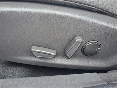2017 Ford Focus RS   - Photo 12 - Greensburg, IN 47240-9353