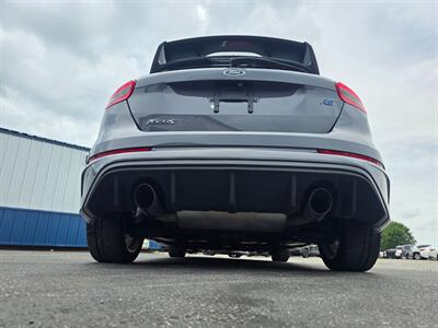 2017 Ford Focus RS   - Photo 32 - Greensburg, IN 47240-9353