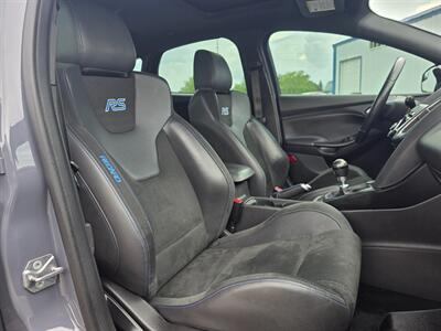 2017 Ford Focus RS   - Photo 23 - Greensburg, IN 47240-9353
