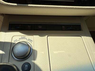 2014 Lexus ES 350   - Photo 17 - Greensburg, IN 47240-9353