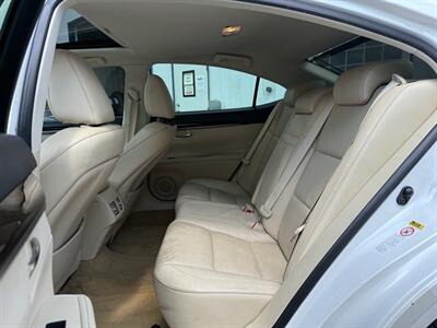 2014 Lexus ES 350   - Photo 25 - Greensburg, IN 47240-9353