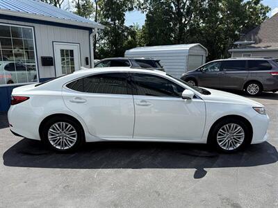 2014 Lexus ES 350 - Photo 8 - Greensburg, IN 47240-9353