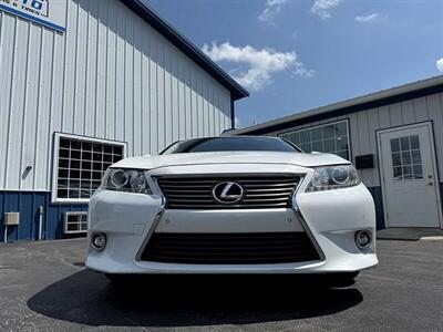2014 Lexus ES 350 - Photo 10 - Greensburg, IN 47240-9353