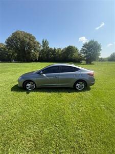 2019 Hyundai ELANTRA SEL   - Photo 4 - Greensburg, IN 47240-9353