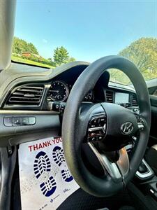 2019 Hyundai ELANTRA SEL   - Photo 25 - Greensburg, IN 47240-9353