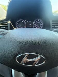 2019 Hyundai ELANTRA SEL   - Photo 15 - Greensburg, IN 47240-9353