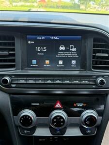 2019 Hyundai ELANTRA SEL   - Photo 19 - Greensburg, IN 47240-9353