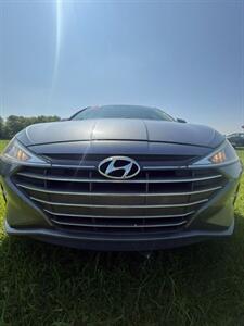 2019 Hyundai ELANTRA SEL   - Photo 13 - Greensburg, IN 47240-9353
