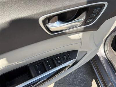 2020 Acura TLX   - Photo 15 - Greensburg, IN 47240-9353