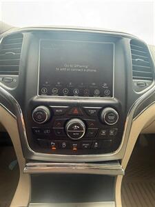 2018 Jeep Grand Cherokee Overland   - Photo 27 - Greensburg, IN 47240-9353