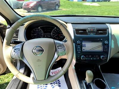 2015 Nissan Altima 2.5 SL   - Photo 13 - Greensburg, IN 47240-9353