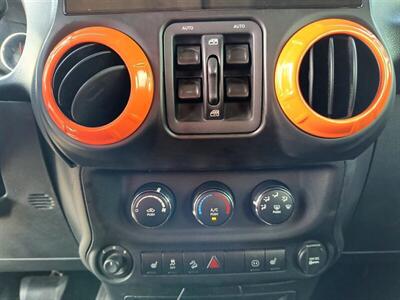 2011 Jeep Wrangler Unlimited Sahara   - Photo 16 - Greensburg, IN 47240-9353