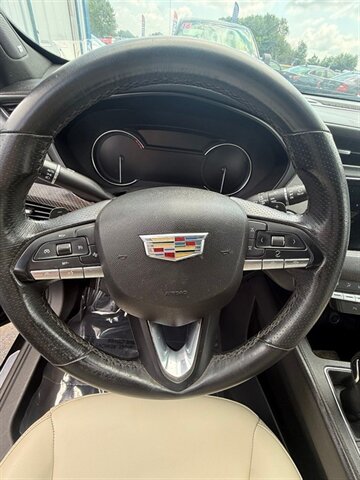 2020 Cadillac XT4 Sport - Photo 15 - Greensburg, IN 47240-9353
