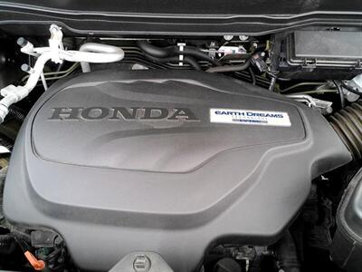 2020 Honda Pilot Touring w/Rear Captain's   - Photo 51 - Greensburg, IN 47240-9353