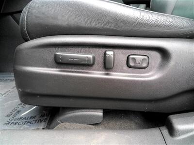 2020 Honda Pilot Touring w/Rear Captain's   - Photo 17 - Greensburg, IN 47240-9353