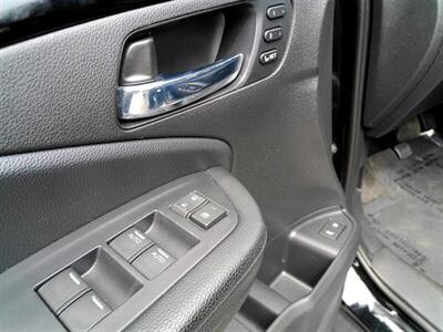 2020 Honda Pilot Touring w/Rear Captain's   - Photo 16 - Greensburg, IN 47240-9353
