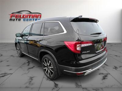 2020 Honda Pilot Touring w/Rear Captain's   - Photo 3 - Greensburg, IN 47240-9353