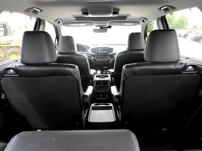 2020 Honda Pilot Touring w/Rear Captain's   - Photo 40 - Greensburg, IN 47240-9353