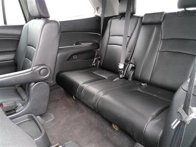 2020 Honda Pilot Touring w/Rear Captain's   - Photo 36 - Greensburg, IN 47240-9353